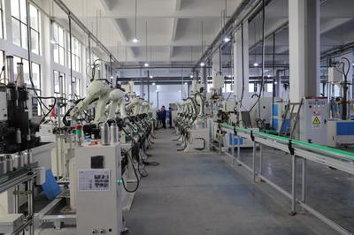 飛劍工貿的智慧工廠生產線。(受訪者供圖)